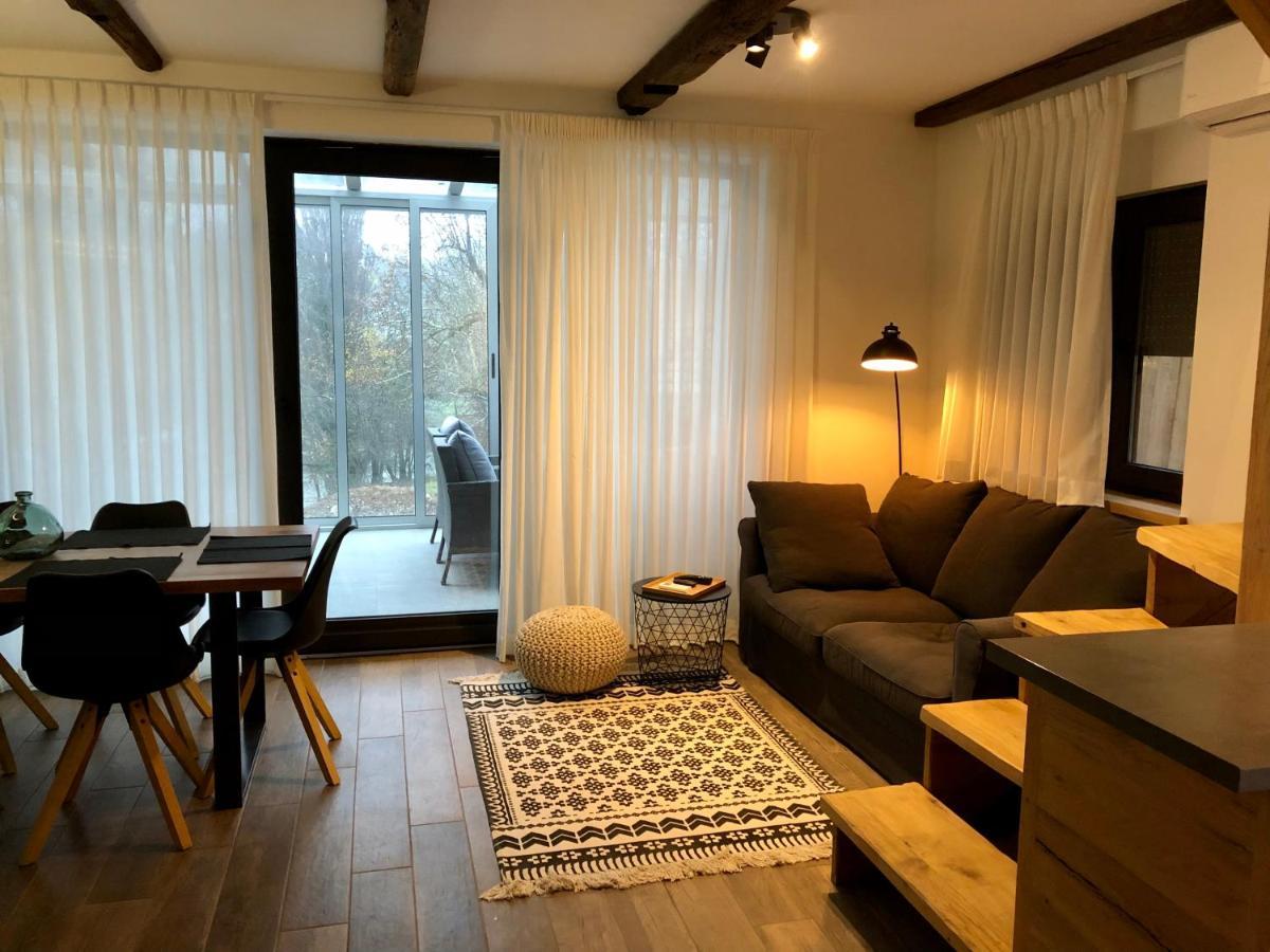 Mulina River Lodge Pribanjci Eksteriør bilde