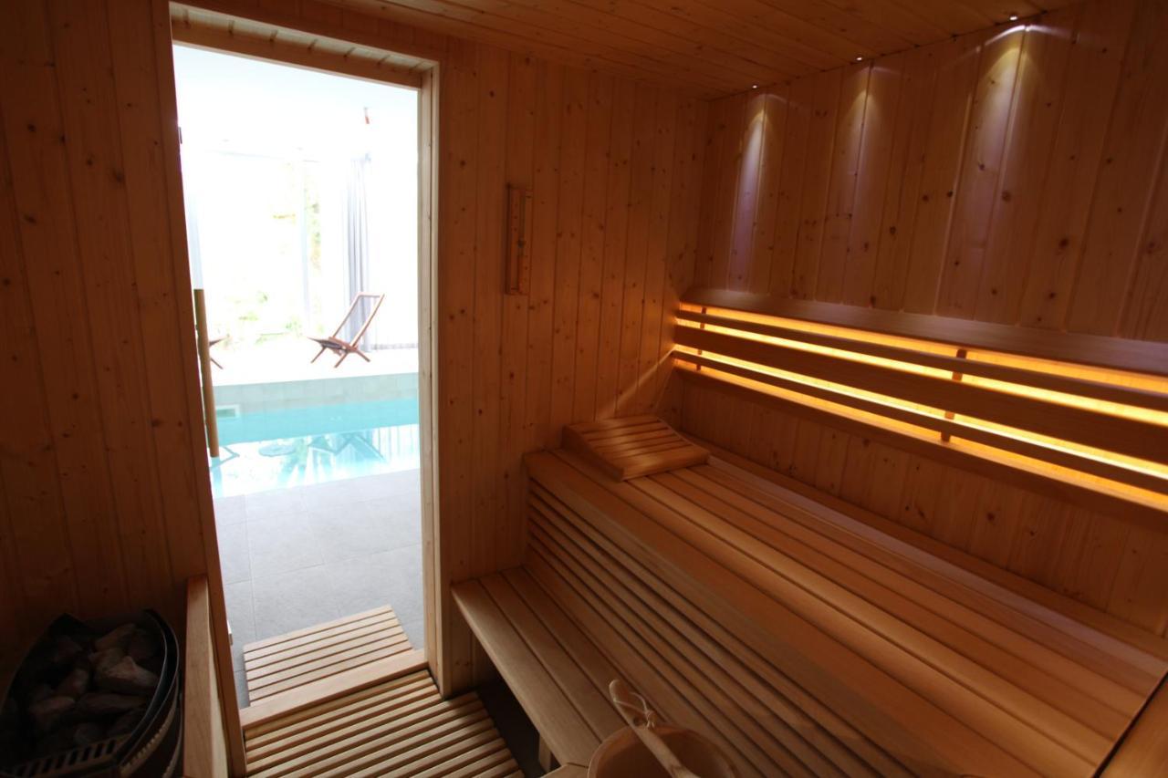Mulina River Lodge Pribanjci Eksteriør bilde